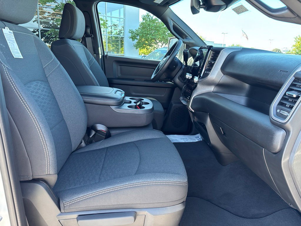 New 2027 RAM 3500 Tradesman AWD/4WD image 30