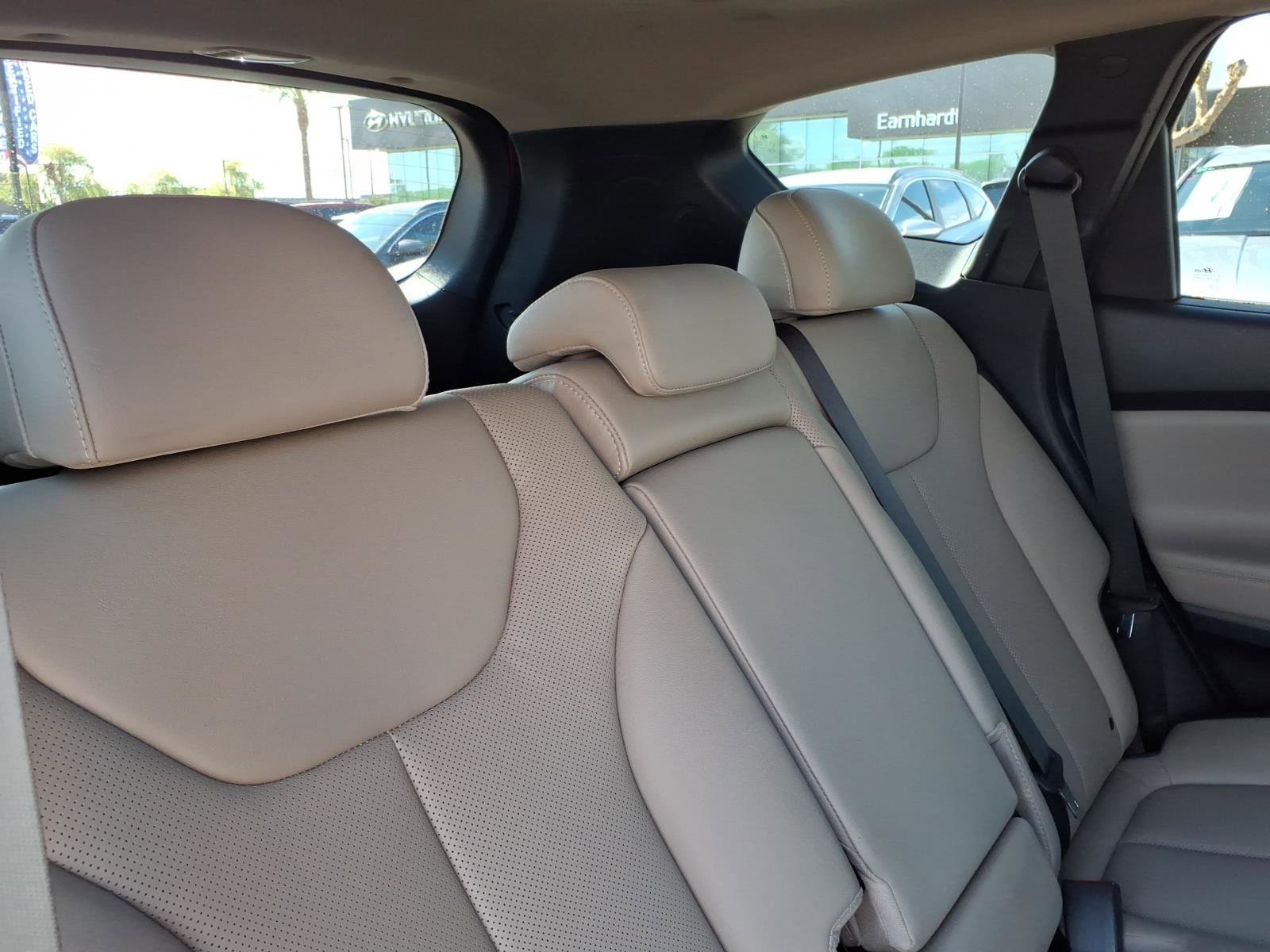 Used 2023 Hyundai Santa Fe SEL Premium w/ Cargo Package image 14