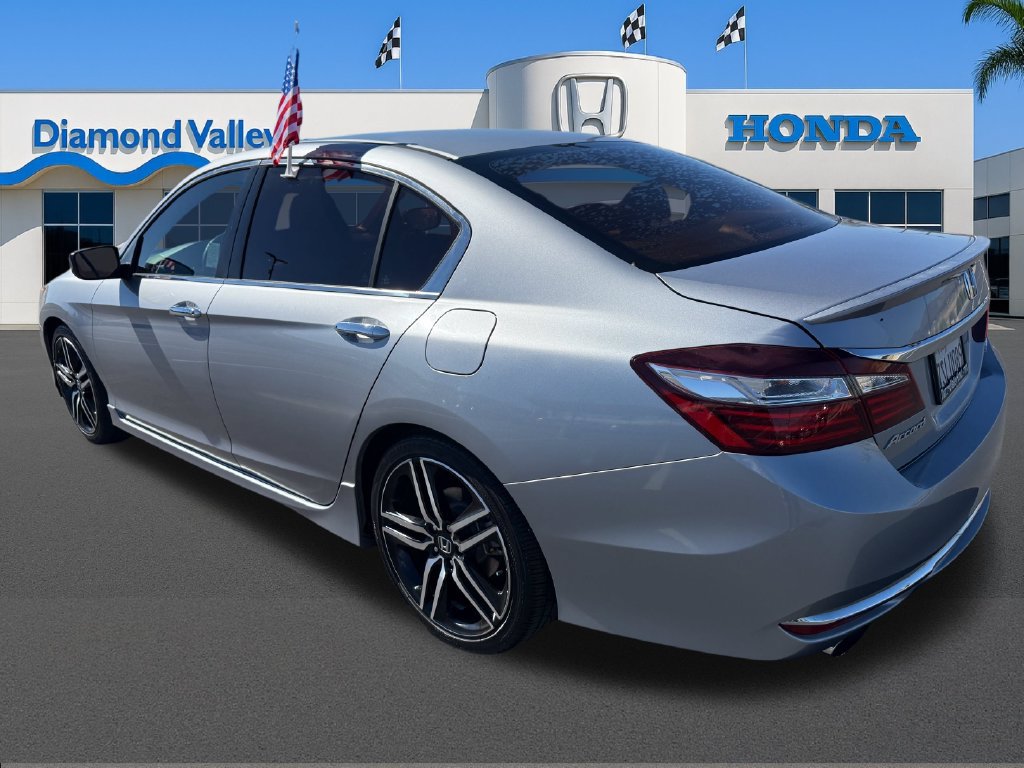 Used 2016 Honda Accord Sport image 4