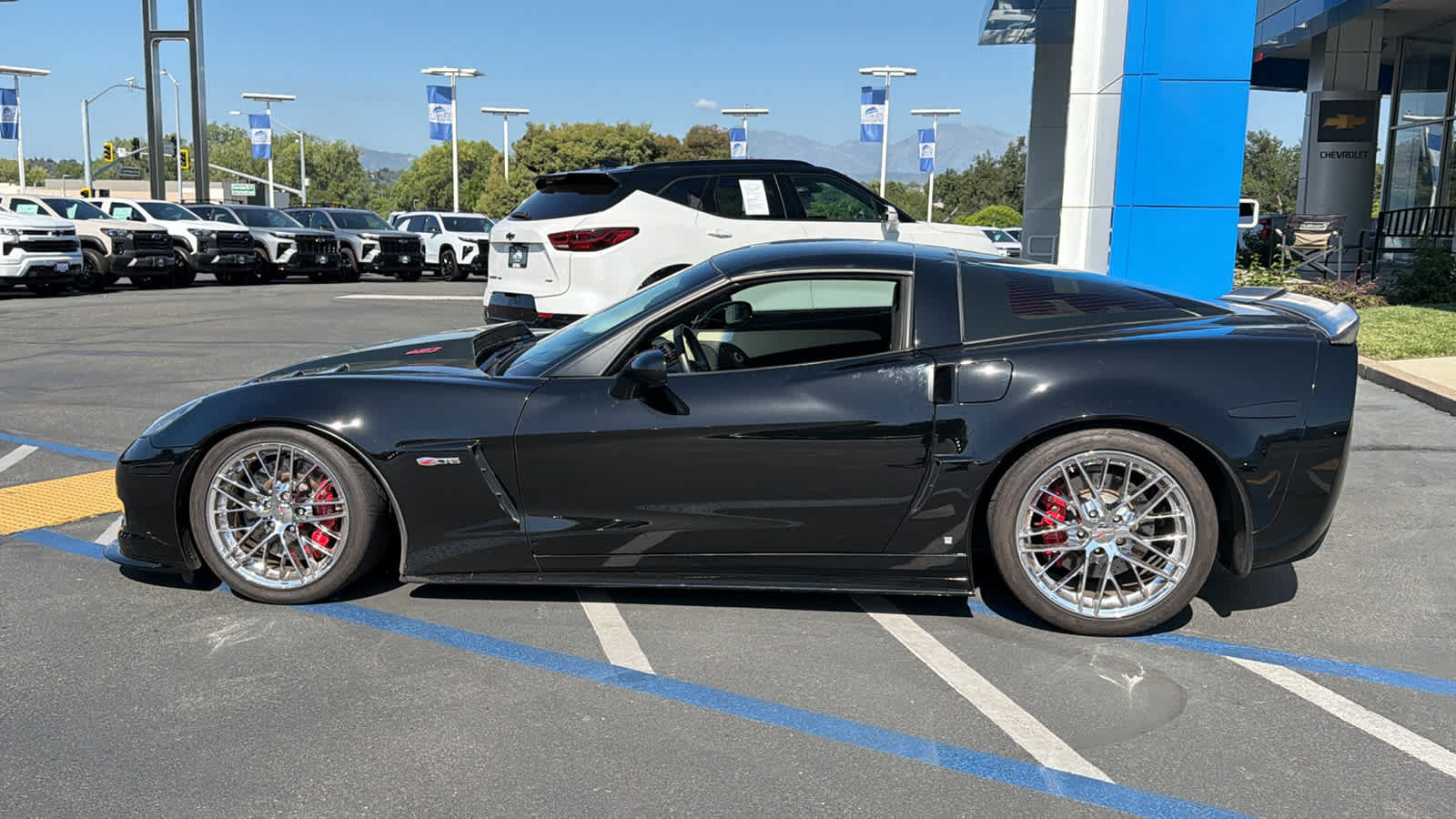 Used 2008 Chevrolet Corvette Z06 w/ Preferred Equipment Group RWD image 8