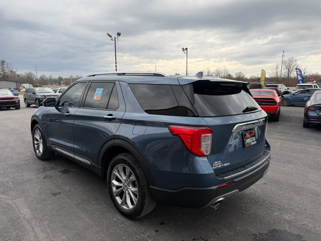 Used 2020 Ford Explorer Limited image 8