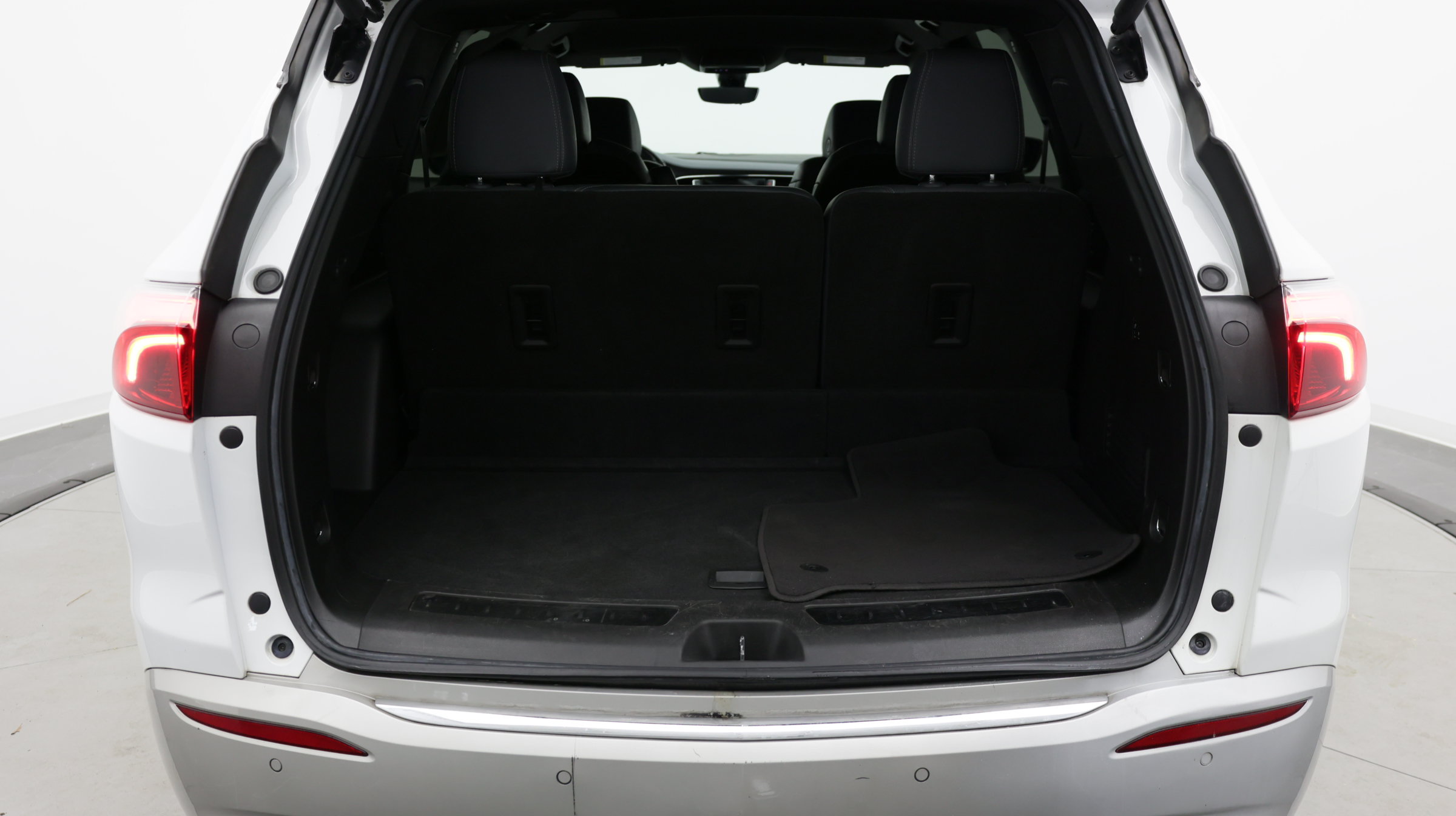 Used 2022 Buick Enclave Premium FWD image 37