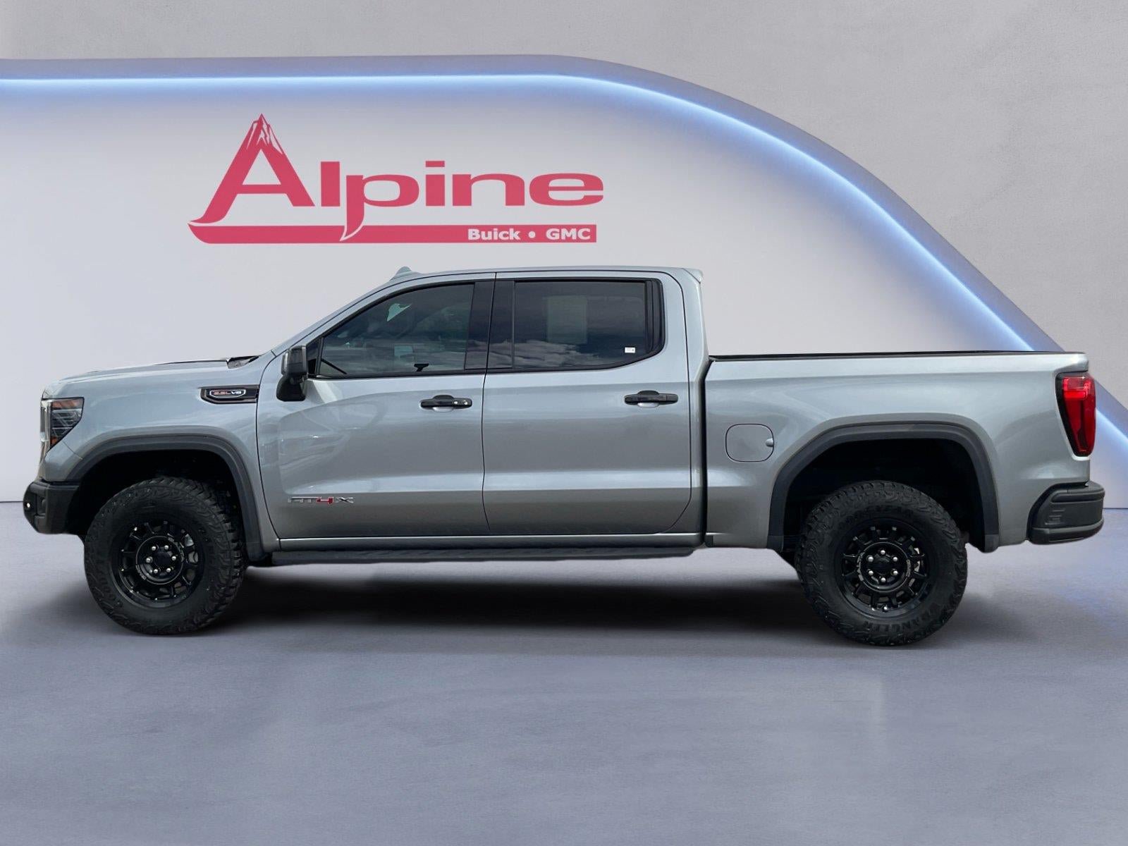 Used 2025 GMC Sierra 1500 AT4X w/ AT4X AEV Edition AWD/4WD image 2