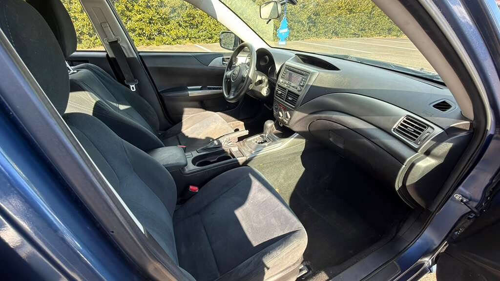 Used 2011 Subaru Impreza 2.5i image 22