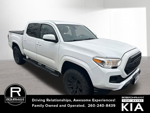 Used 2019 Toyota Tacoma SR image 5