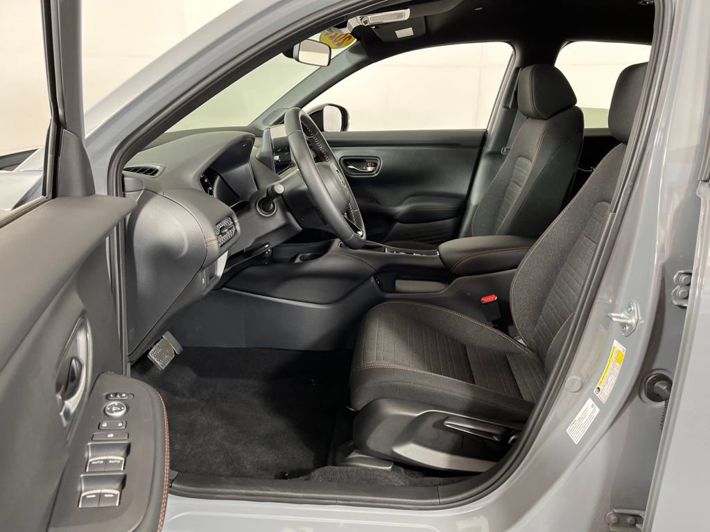 Certified 2026 Honda HR-V Sport image 23