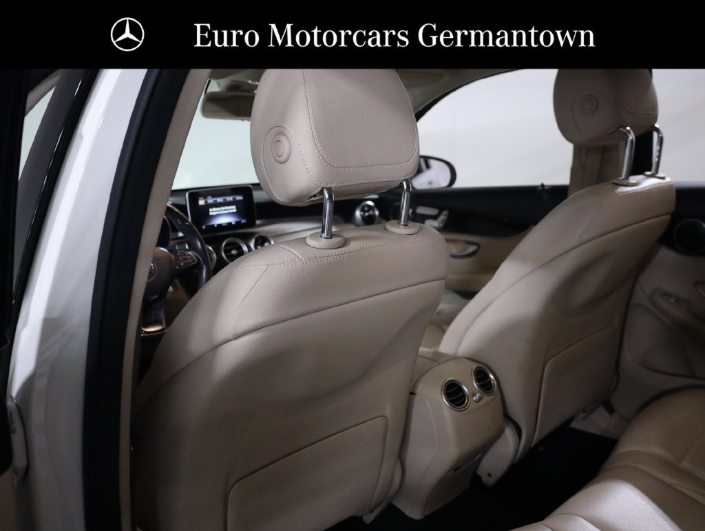 Used 2019 Mercedes-Benz GLC 350e 4MATIC image 38
