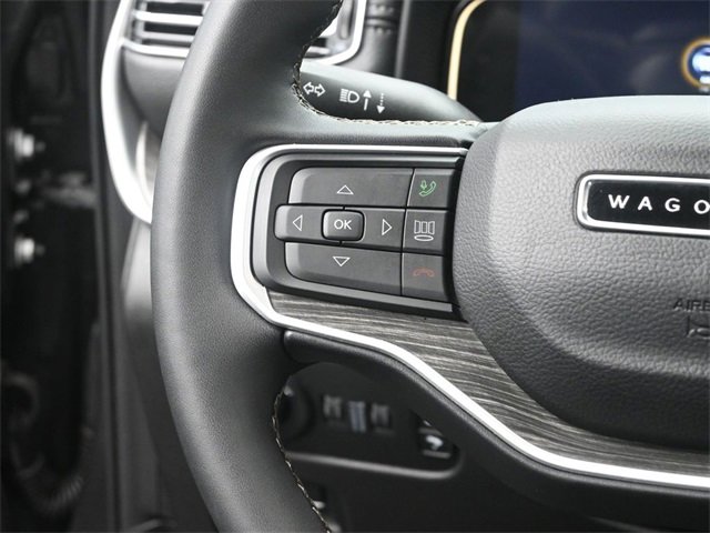 Used 2024 Jeep Wagoneer L Series II w/ Flexible Seating Group image 32