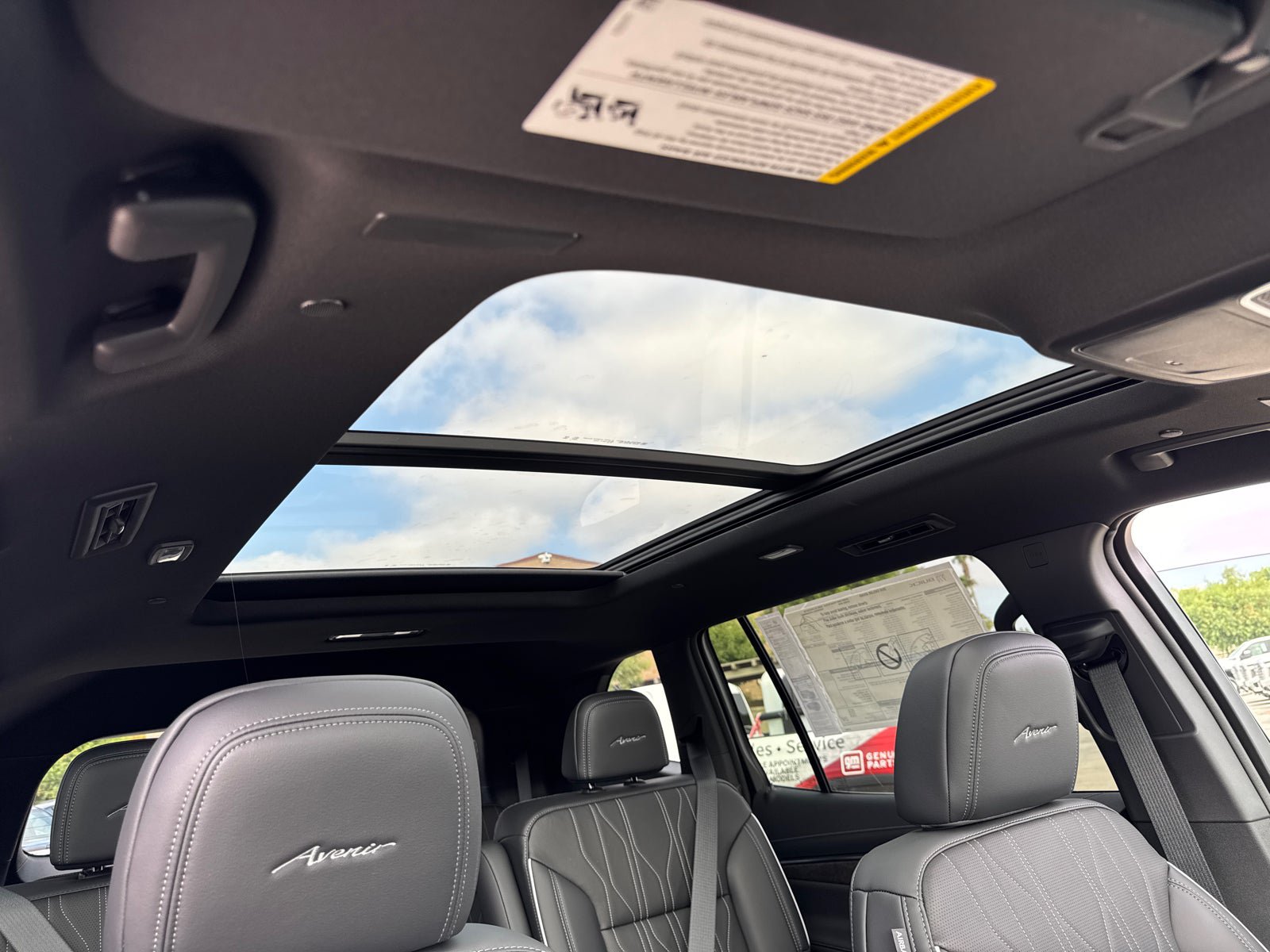 Used 2026 Buick Enclave Avenir w/ Super Cruise Package FWD image 17