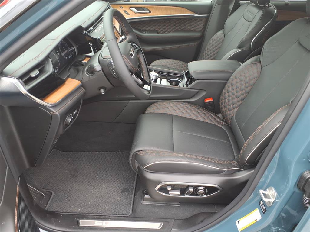 New 2026 Jeep Grand Cherokee Summit w/ Obsidian Package AWD/4WD image 10