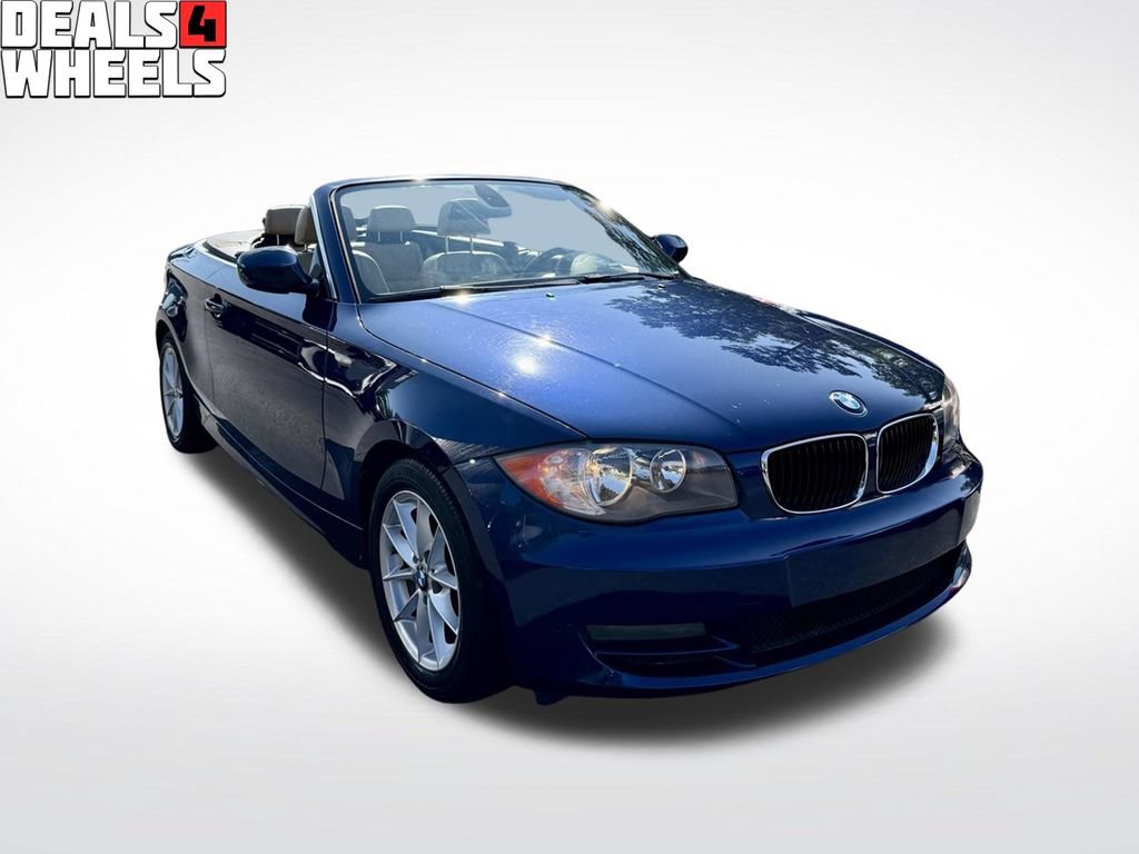 Used 2011 BMW 128i Convertible RWD image 3