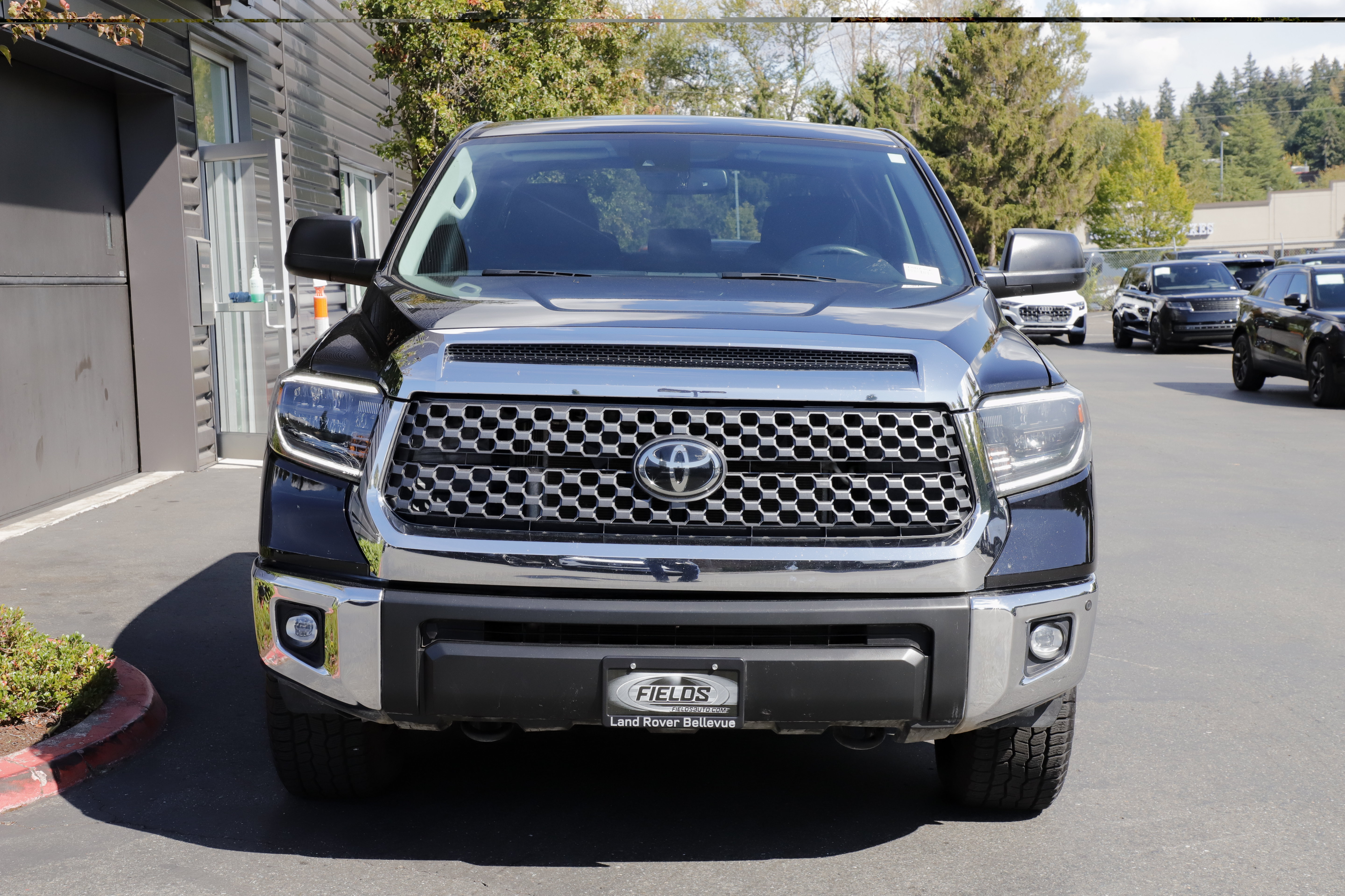 Used 2021 Toyota Tundra SR5 AWD/4WD image 2