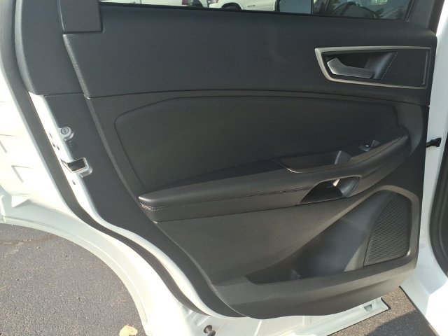 Used 2024 Ford Edge SEL w/ Convenience Package AWD/4WD image 18