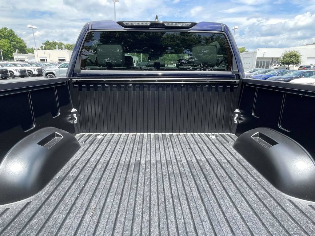 New 2026 Toyota Tundra SR5 AWD/4WD image 17