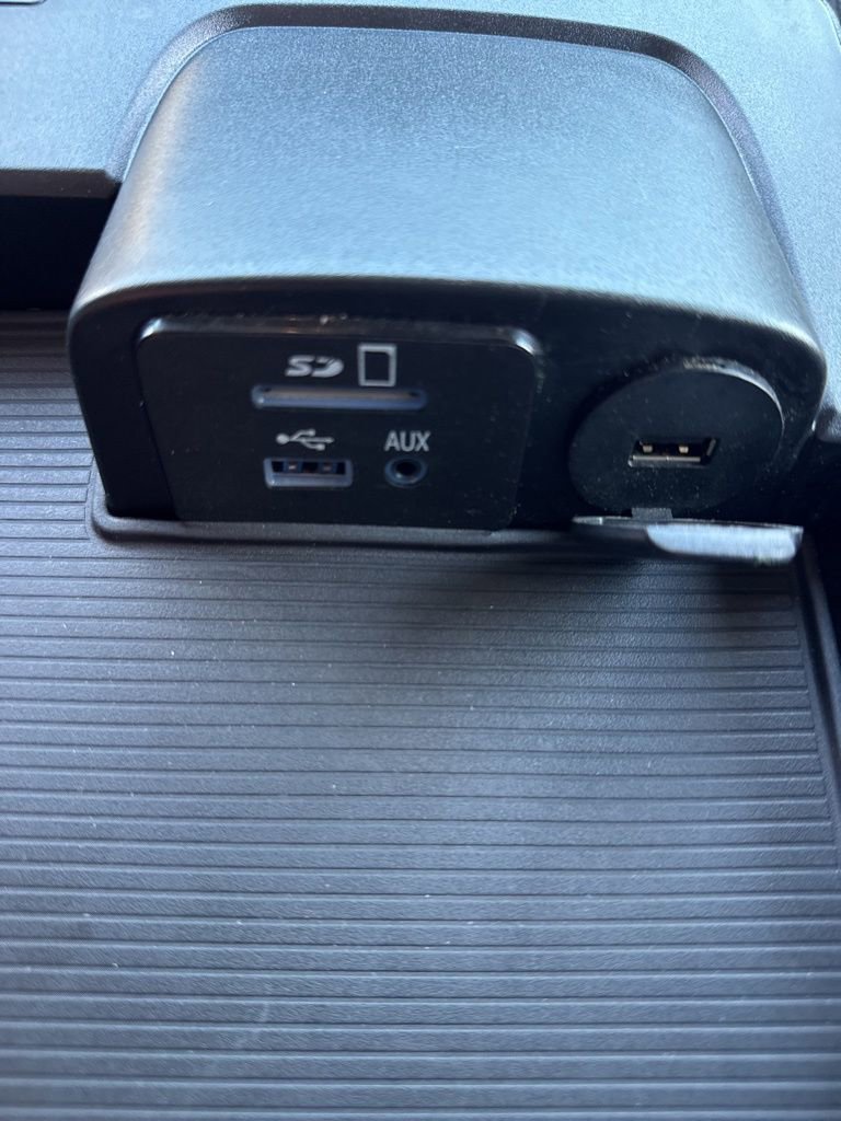 Used 2016 RAM 2500 Limited image 49