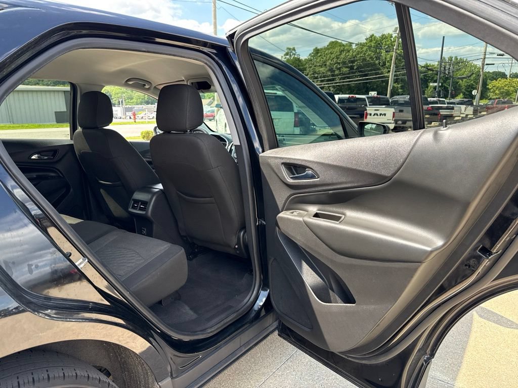 Used 2020 Chevrolet Equinox LT w/ LPO, Floor Liner Package FWD image 42