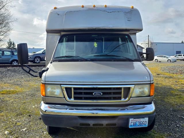 Used 2007 Ford E-350 and Econoline 350 Super Duty image 2
