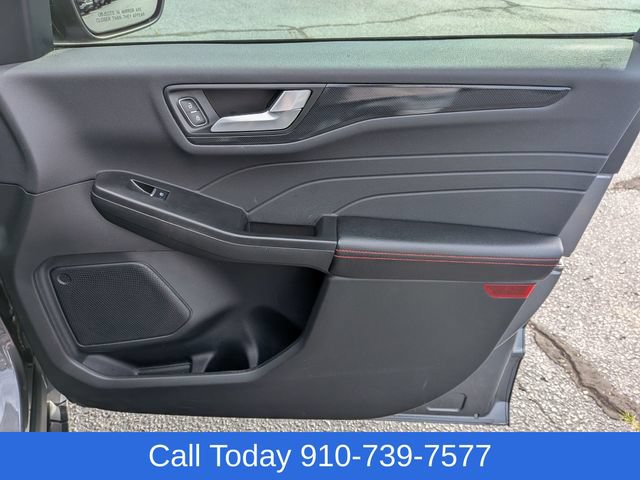 Used 2024 Ford Escape ST-Line w/ Tech Pack #1 FWD image 35