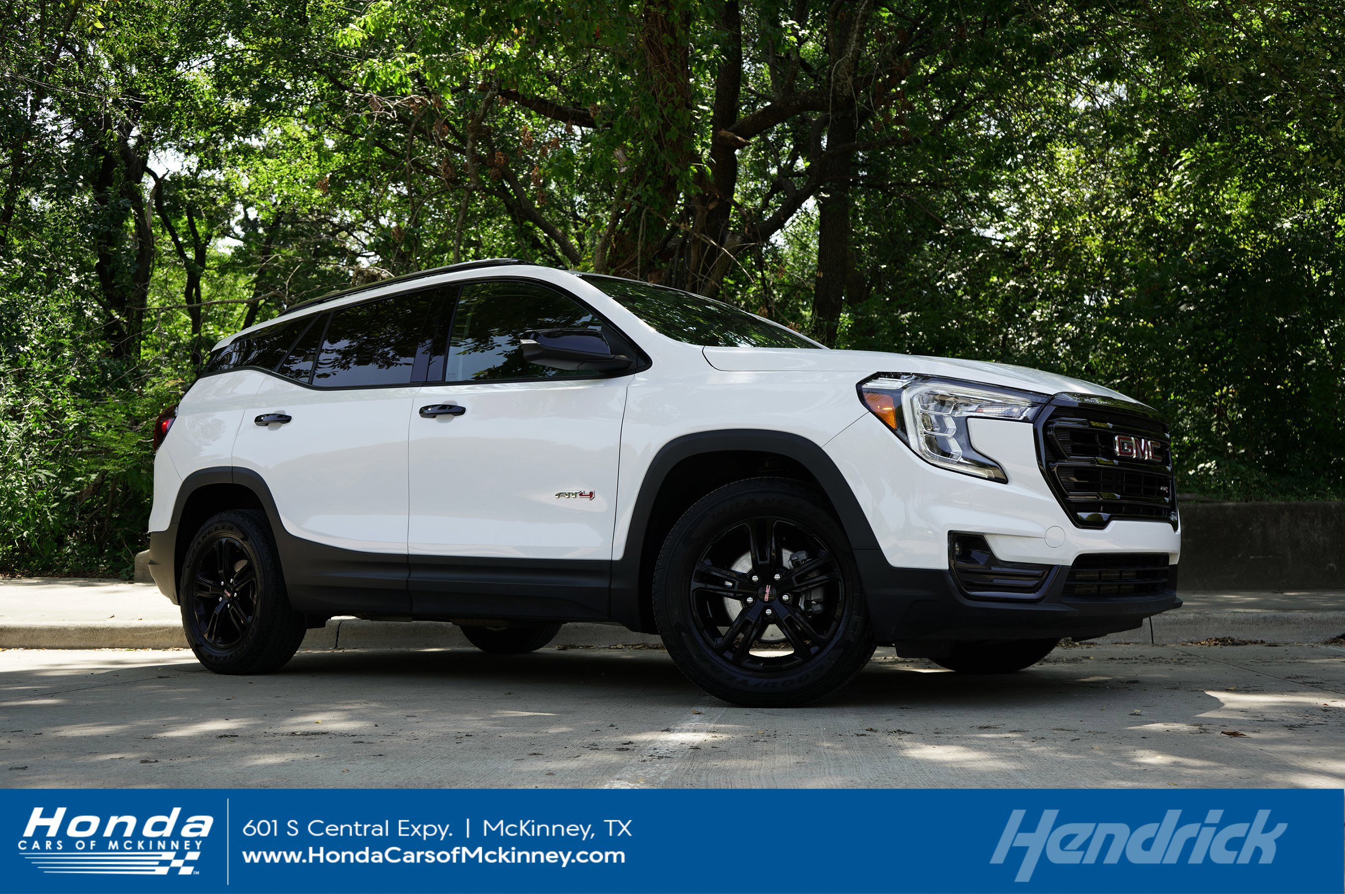 Used 2023 GMC Terrain AT4