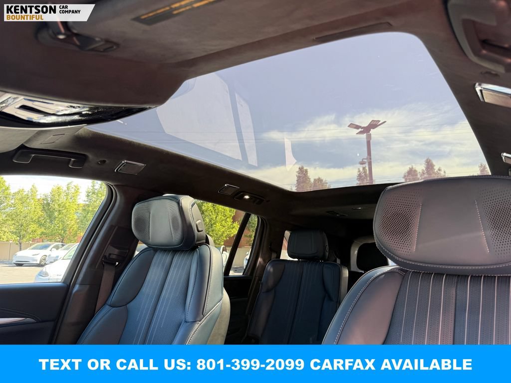 Used 2025 Cadillac Escalade IQ Luxury 2 w/ LPO, Premium Carpet Package AWD/4WD image 28
