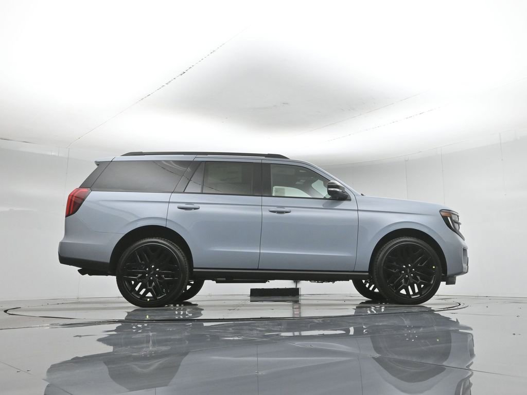 New 2026 Ford Expedition Platinum w/ Stealth Performance Package AWD/4WD image 50