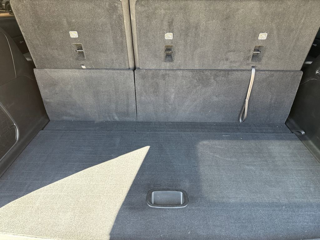 Used 2024 Jeep Wagoneer Series II w/ Flexible Seating Group image 10