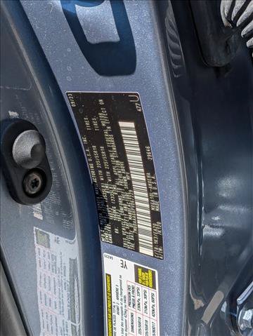Used 2023 Toyota Corolla Cross XLE w/ Convenience Package FWD image 25