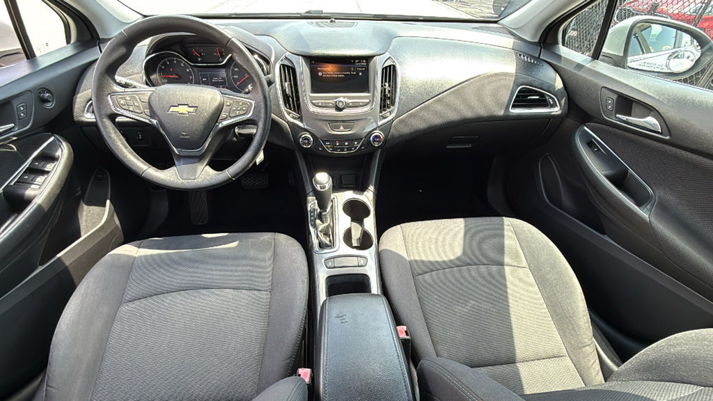 Used 2019 Chevrolet Cruze LT w/ LT Fleet Convenience Package FWD image 28