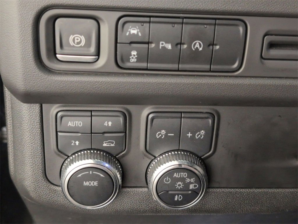 Certified 2024 GMC Yukon XL SLT image 16