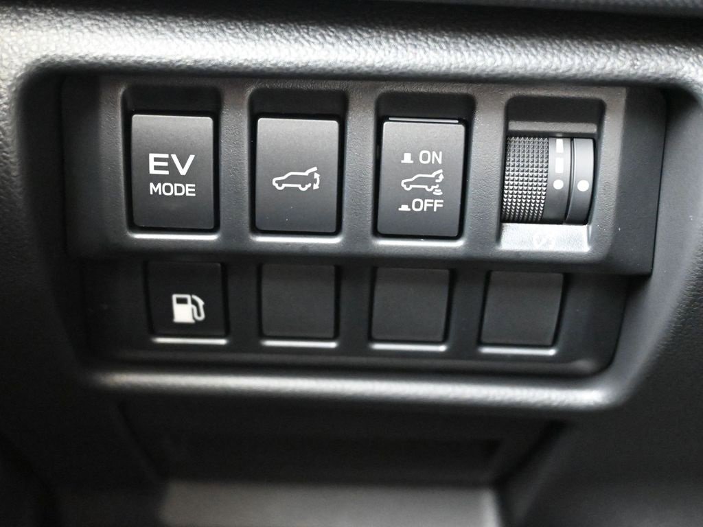 New 2025 Subaru Forester Touring image 24