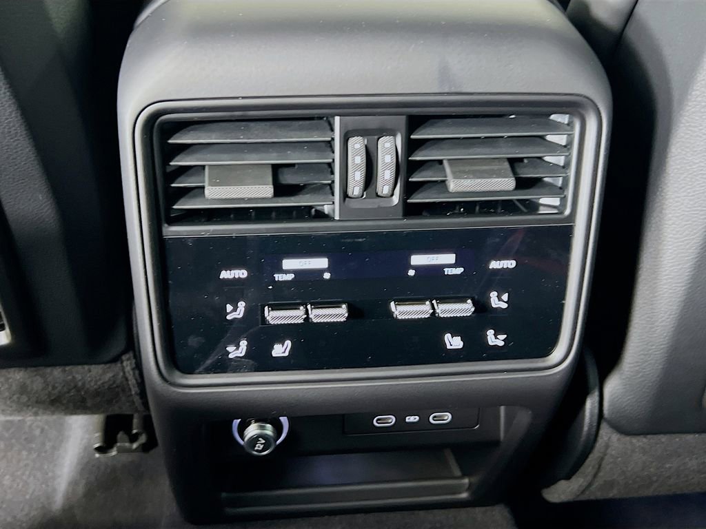 New 2026 Porsche Cayenne image 27