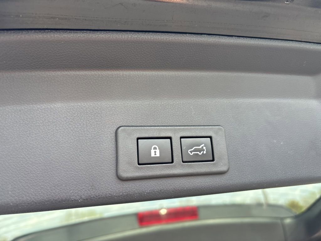 Certified 2023 Subaru Ascent Premium w/ Convenience Package image 22