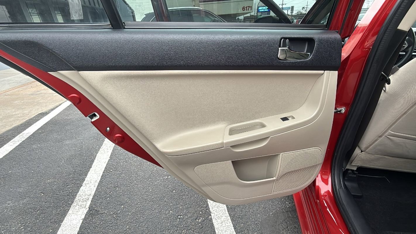 Used 2016 Mitsubishi Lancer ES image 11