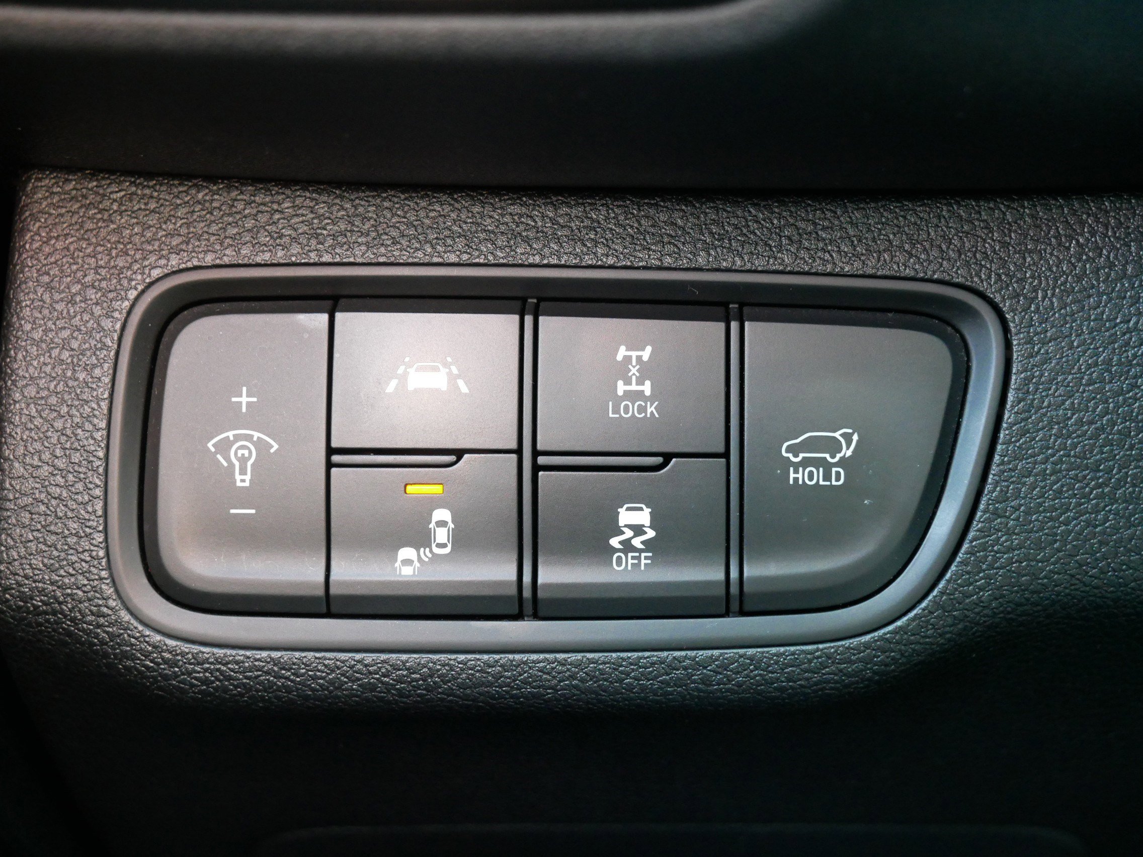 Used 2019 Hyundai Santa Fe Limited image 26