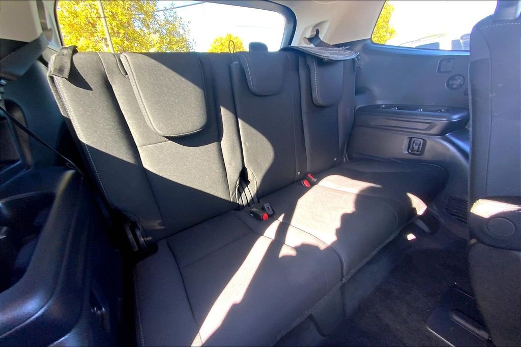 Certified 2025 Subaru Ascent Premium image 29
