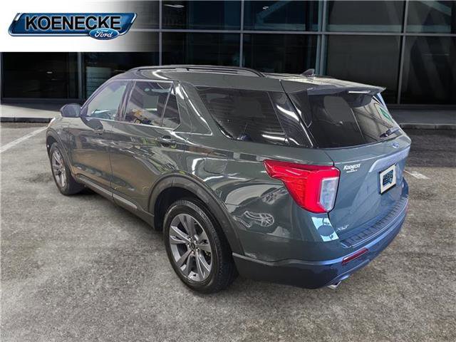 Certified 2023 Ford Explorer XLT w/ Equipment Group 202A image 3