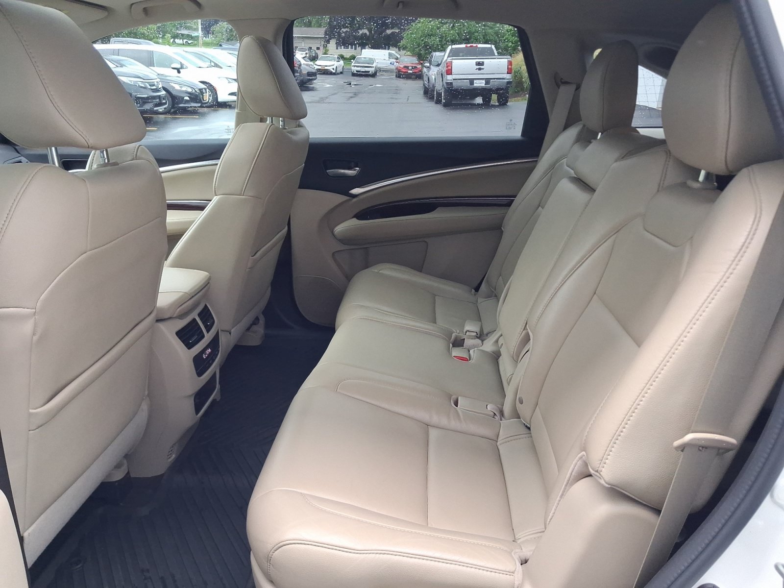 Used 2016 Acura MDX w/ Technology Package AWD/4WD image 18