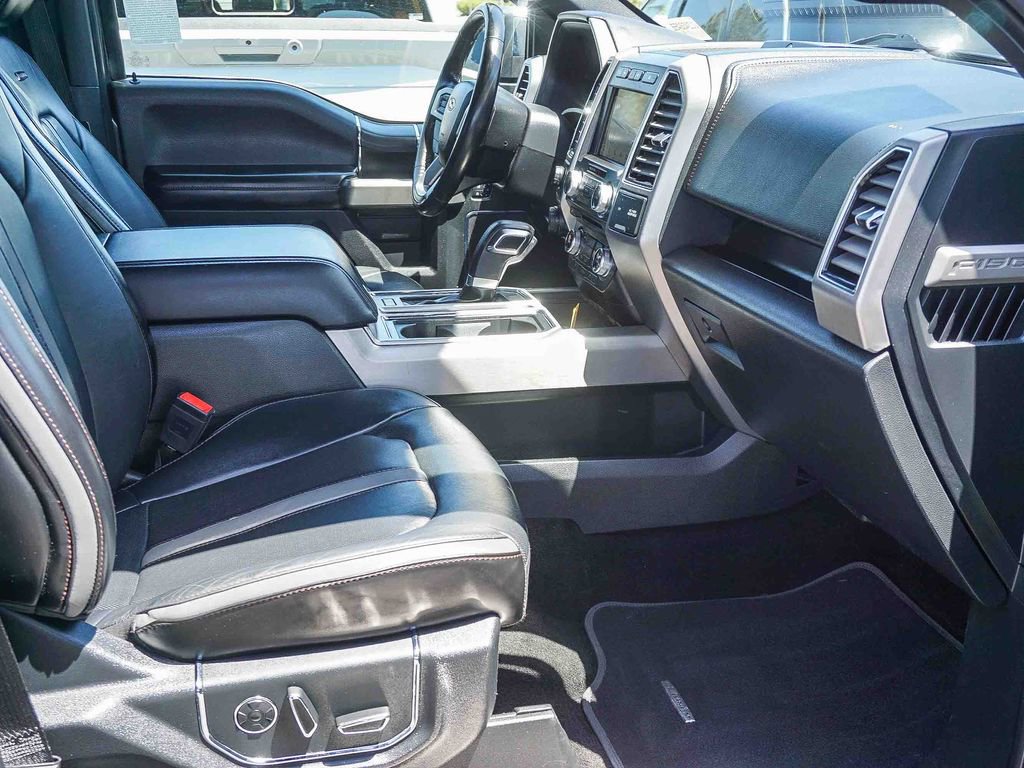 Used 2018 Ford F150 Platinum w/ Equipment Group 701A Luxury AWD/4WD image 13