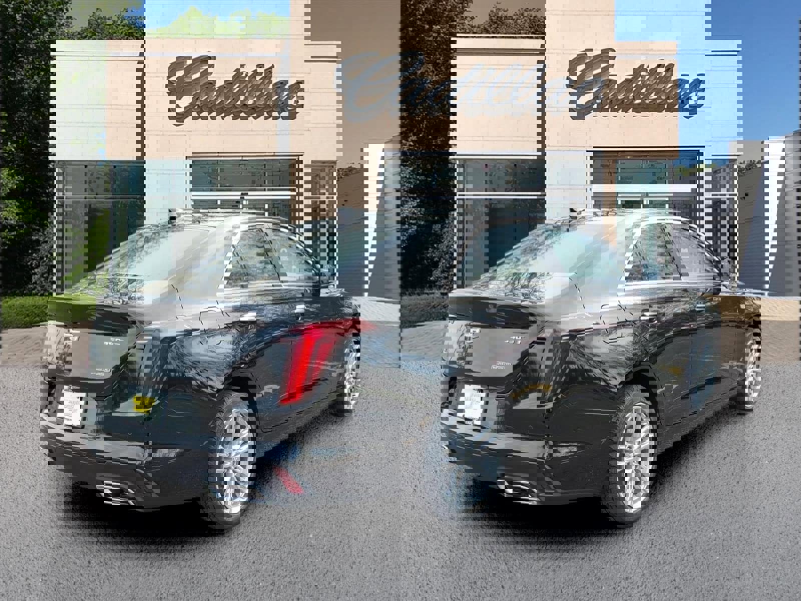 New 2026 Cadillac CT4 Luxury AWD/4WD image 5