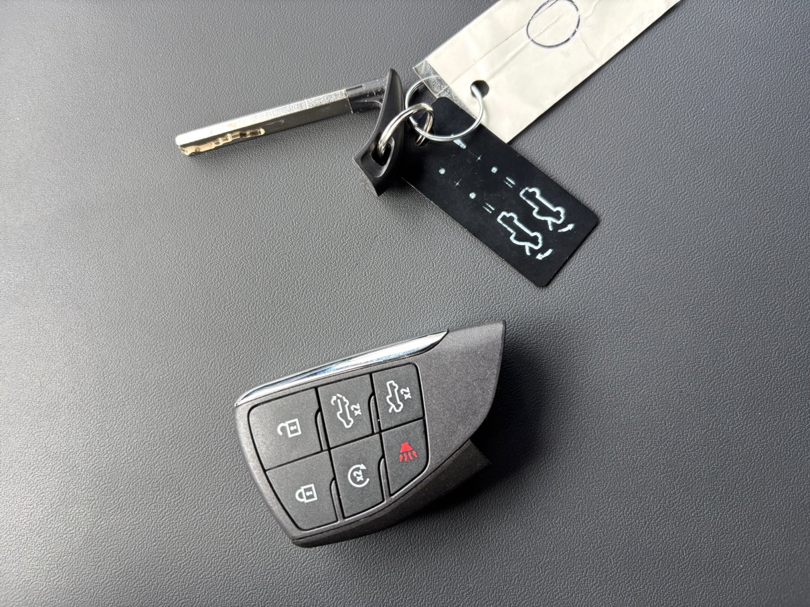 New 2026 GMC Sierra EV Elevation w/ LPO, Elevation Dark Package image 33