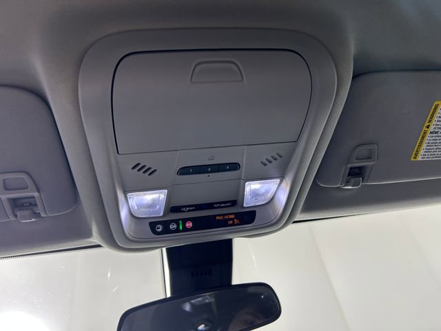 Used 2021 Chevrolet Equinox LT FWD image 25