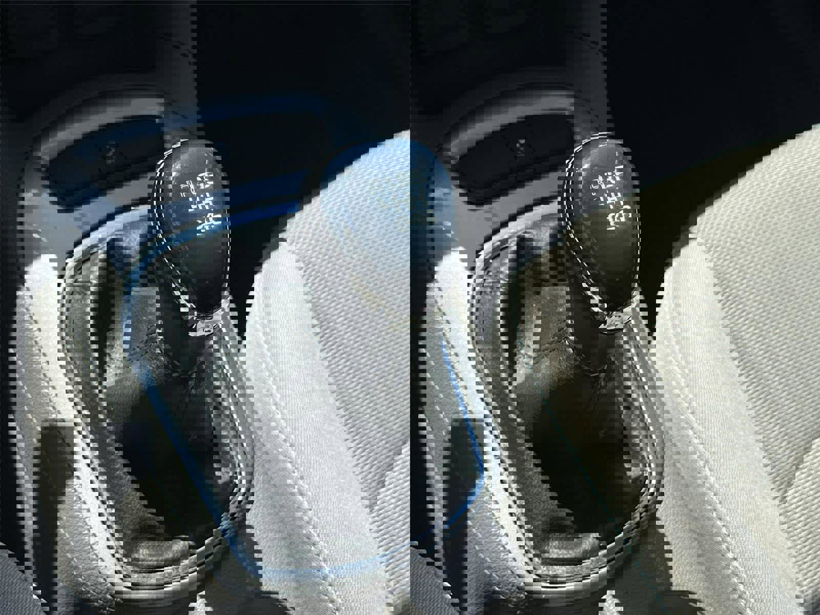 Used 2017 Chevrolet Cruze LT image 17