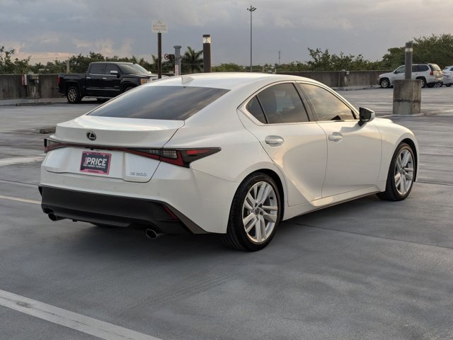Used 2024 Lexus IS 300 w/ Comfort Package RWD image 5