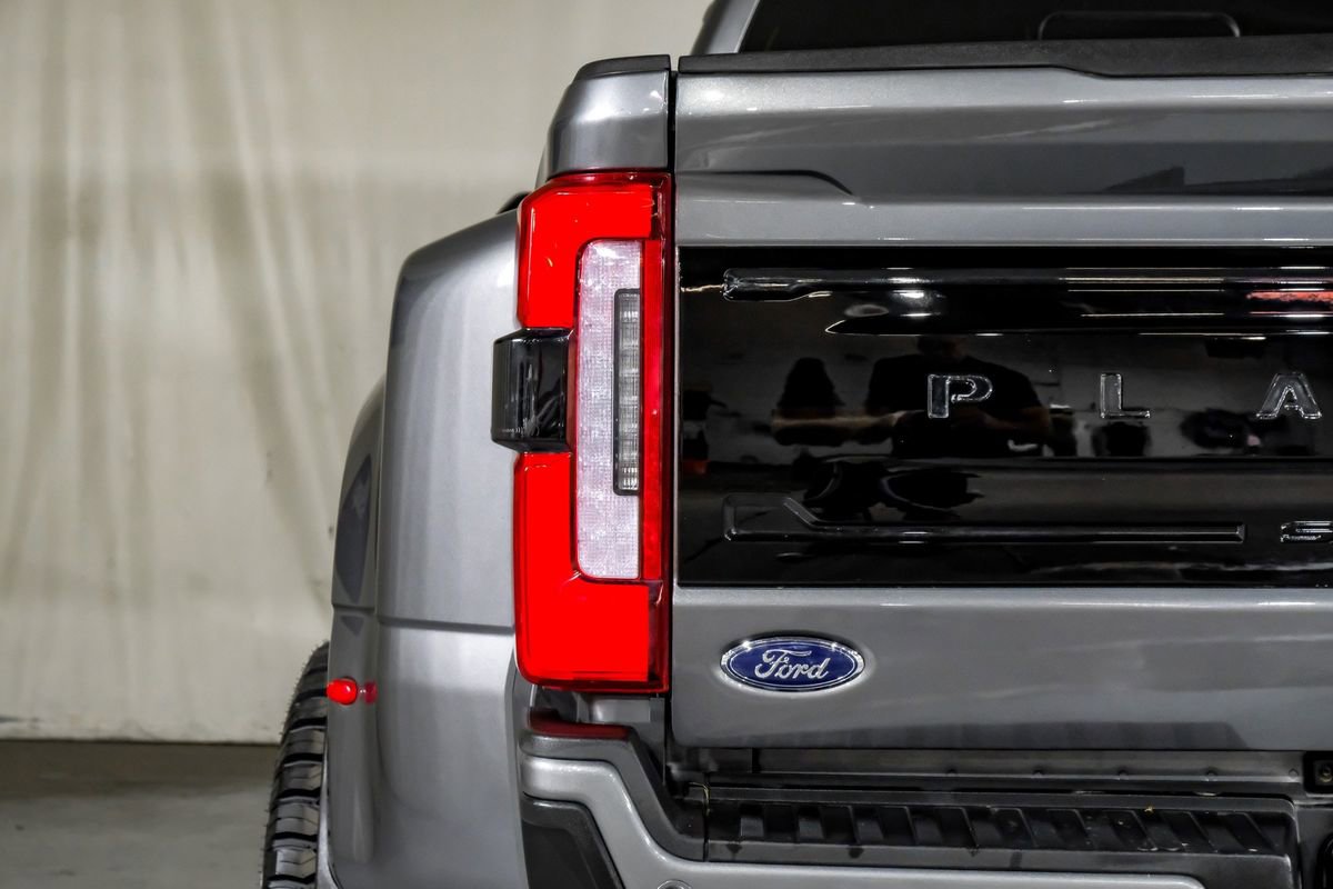 Used 2024 Ford F350 Platinum image 43