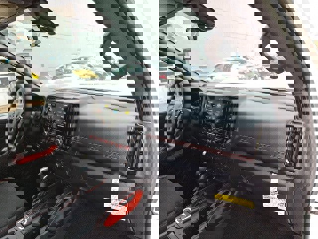 New 2026 Nissan Frontier PRO-4X w/ Pro-4x Convenience Package image 12