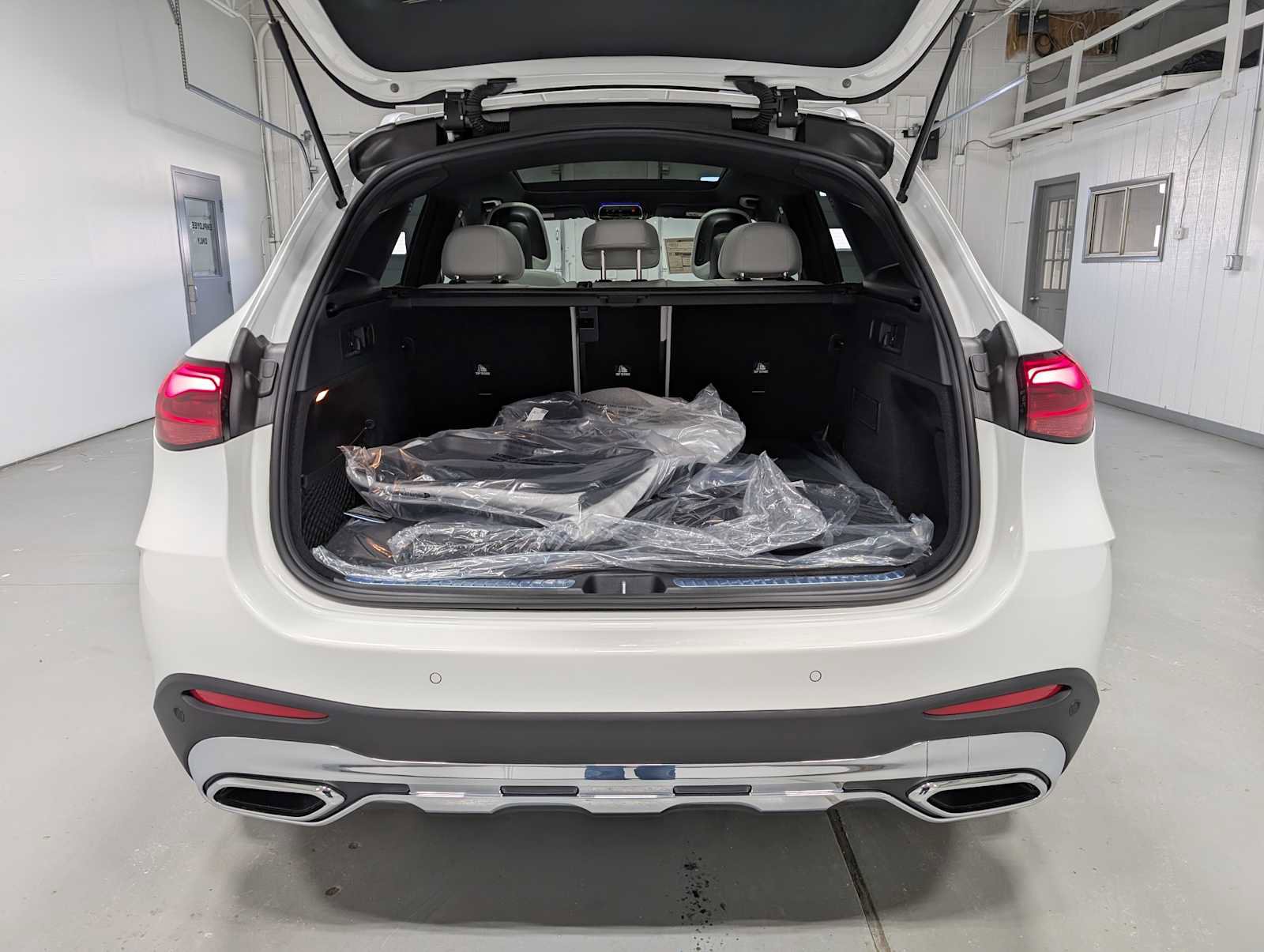 New 2026 Mercedes-Benz GLC 300 GLC 300 image 22