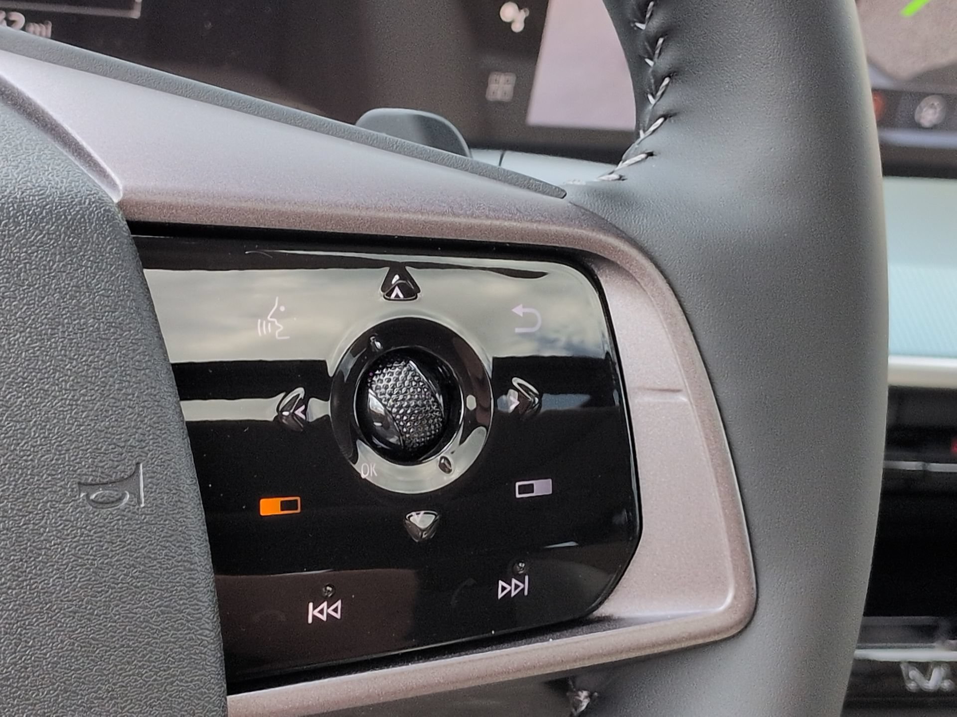 New 2026 Nissan Murano Platinum w/ Cargo Package AWD/4WD image 28