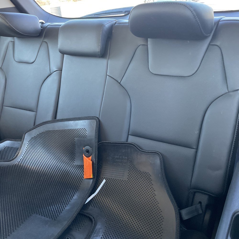 Used 2020 Kia Telluride LX image 13