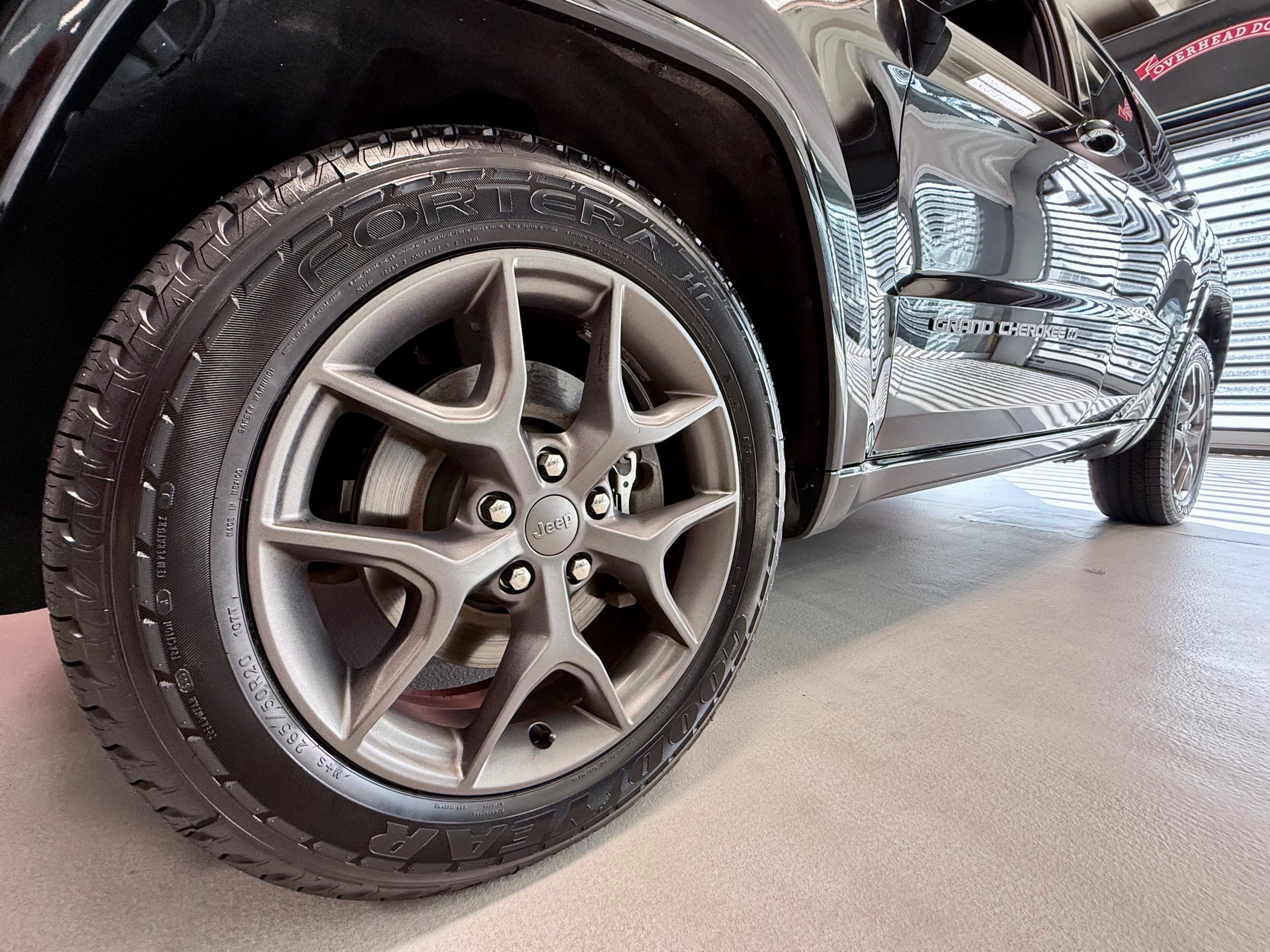Used 2021 Jeep Grand Cherokee Limited w/ Quick Order Package 28K 80th AWD/4WD image 16