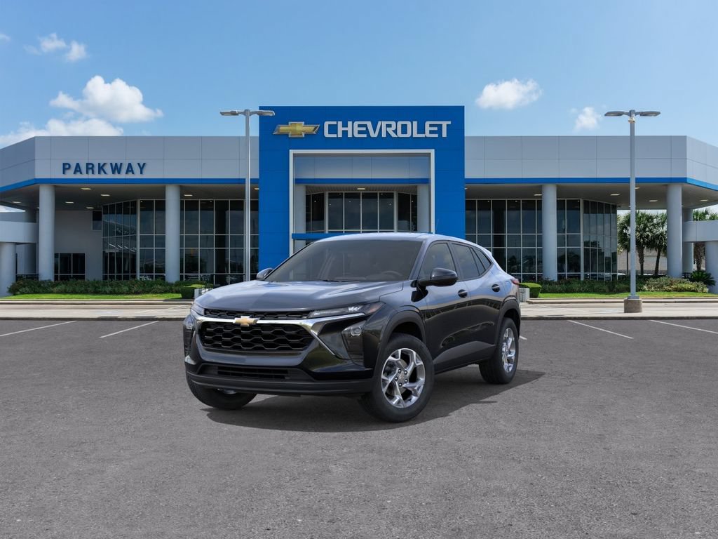 New 2026 Chevrolet Trax LS w/ LS Convenience Package FWD image 8